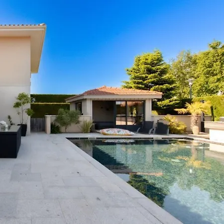 Le Coeur Leger Private Pool